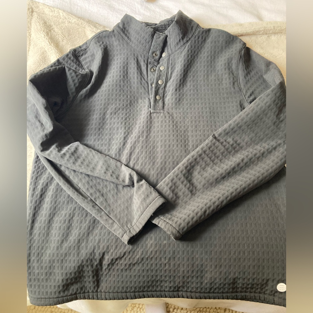 Free fly Textured Long Sleeve Henley Pullover in Charcoal